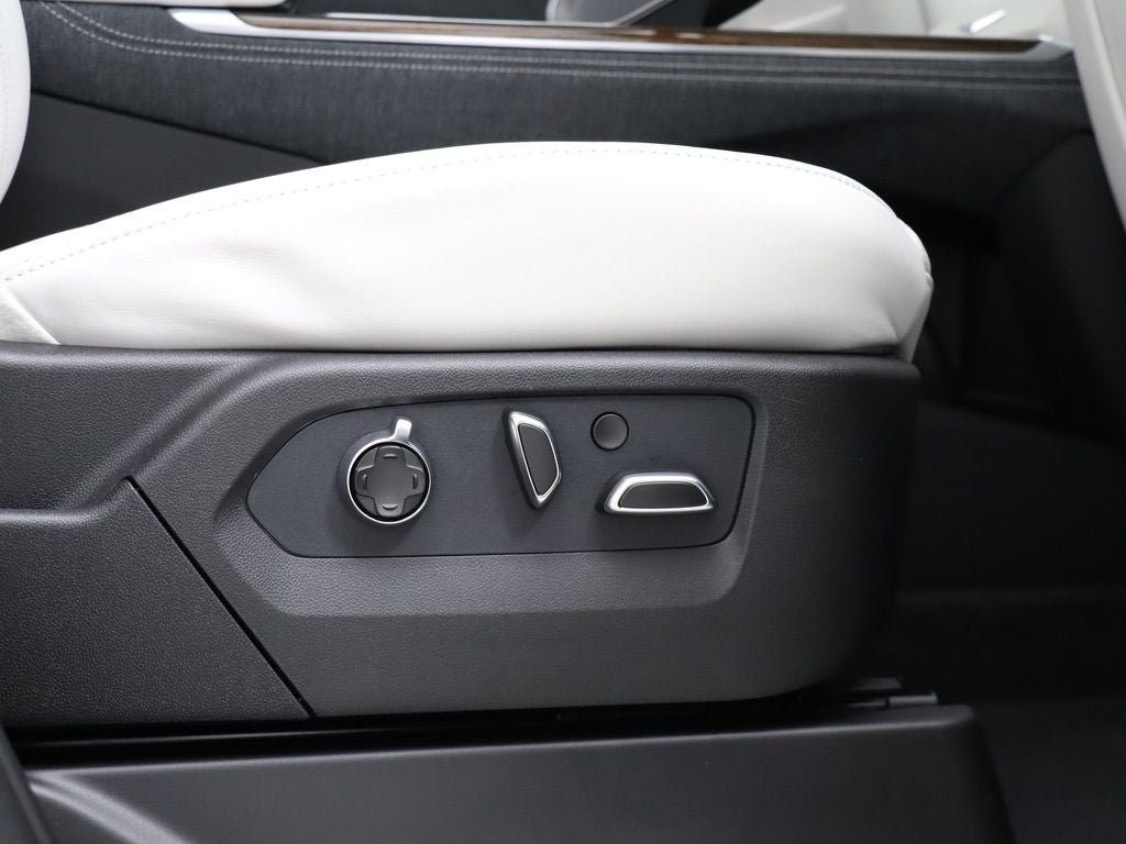 2026 Cadillac Escalade Platinum Sport 4WD Executive Pkg