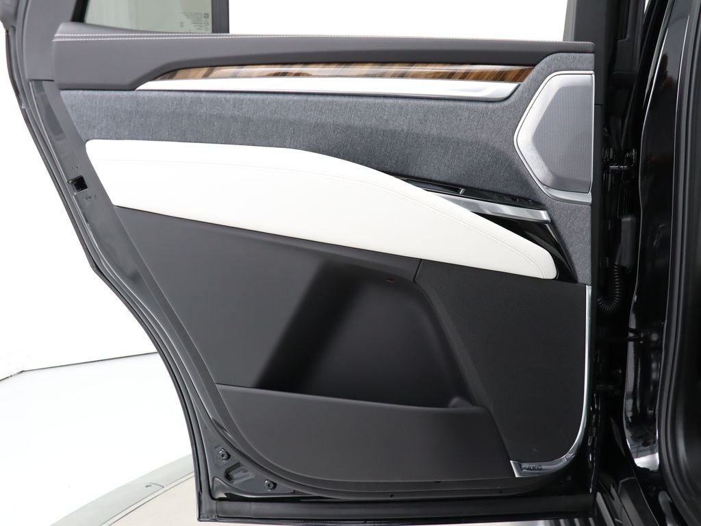 2026 Cadillac Escalade Platinum Sport 4WD Executive Pkg