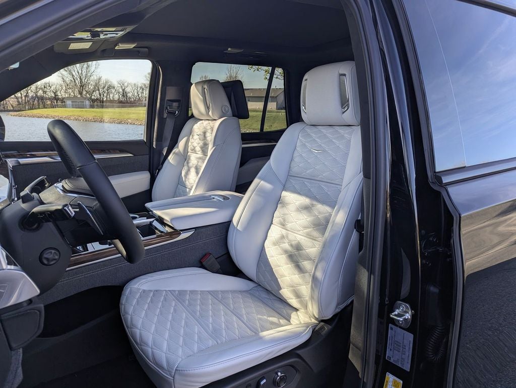 2026 Cadillac Escalade Platinum Sport 4WD Executive Pkg
