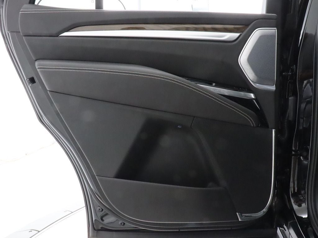 2026 Cadillac Escalade Platinum Sport 4WD Navigation