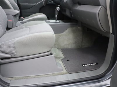 2017 Nissan Frontier SV Crew Cab