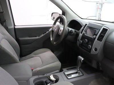2017 Nissan Frontier SV Crew Cab