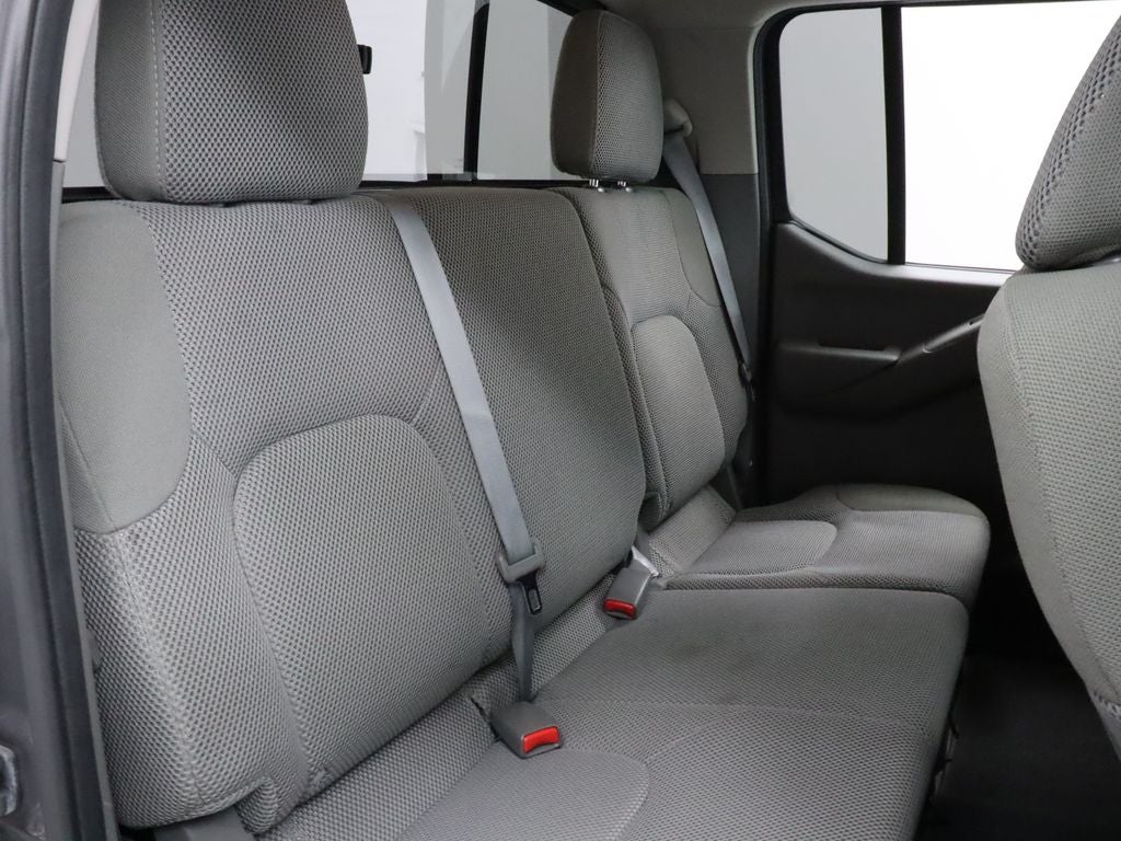 2017 Nissan Frontier SV Crew Cab