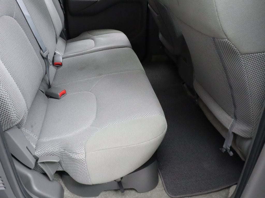 2017 Nissan Frontier SV Crew Cab