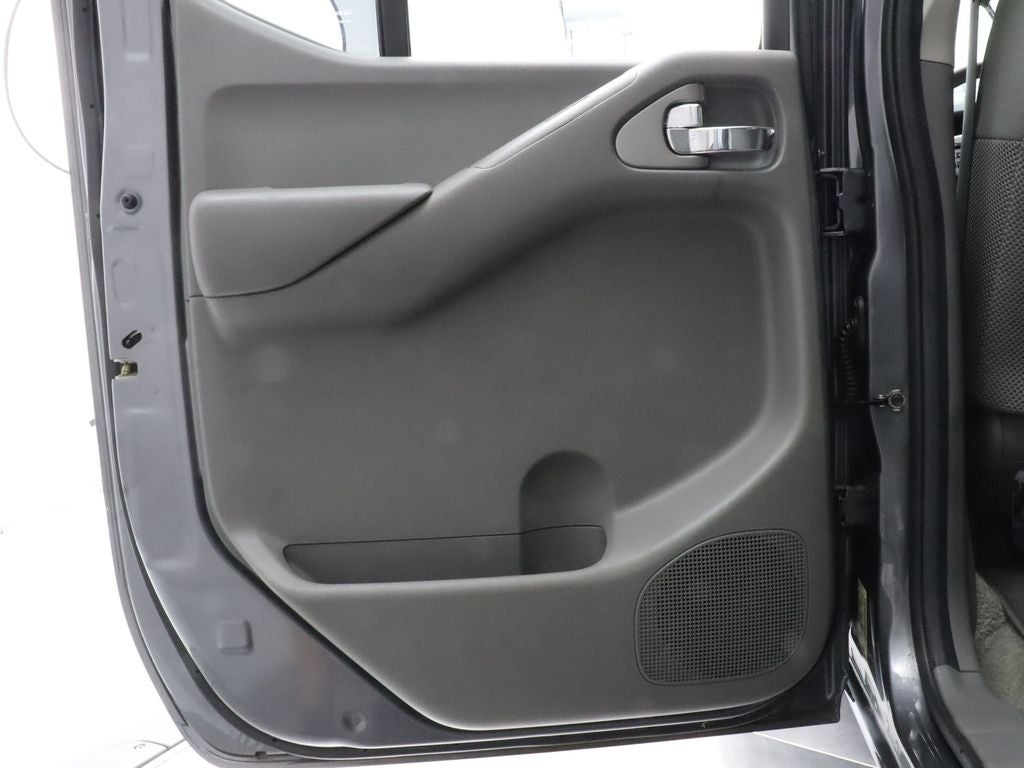 2017 Nissan Frontier SV Crew Cab
