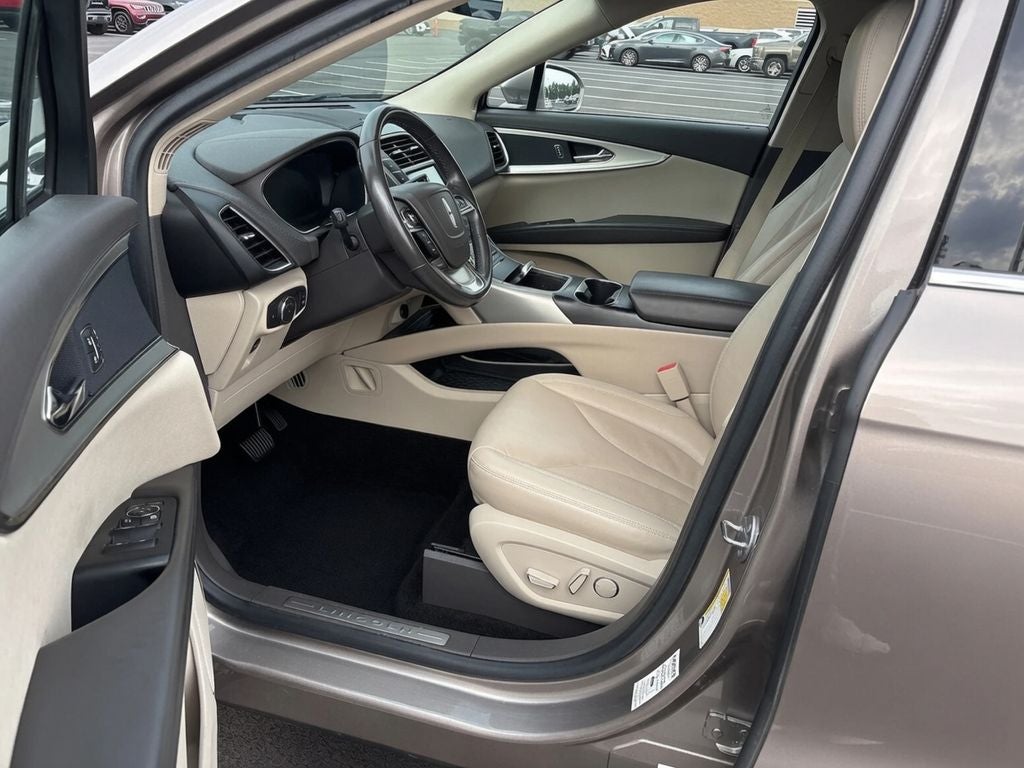 2020 Lincoln Nautilus Standard