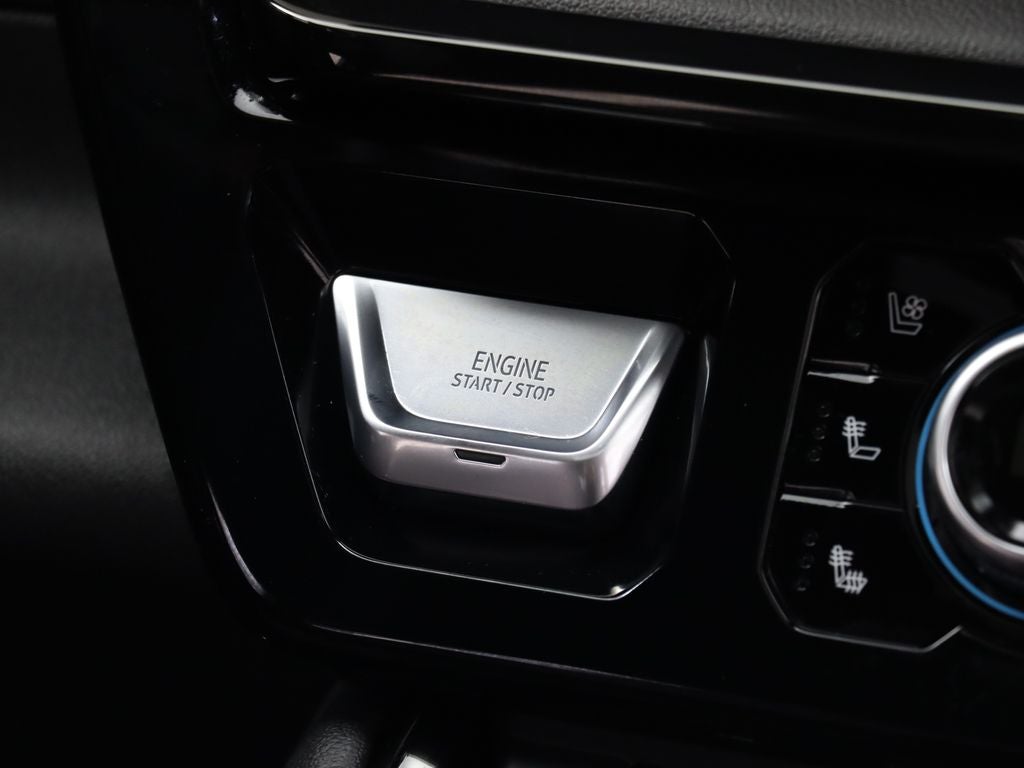 2025 GMC Sierra 1500 AT4 4WD Navigation