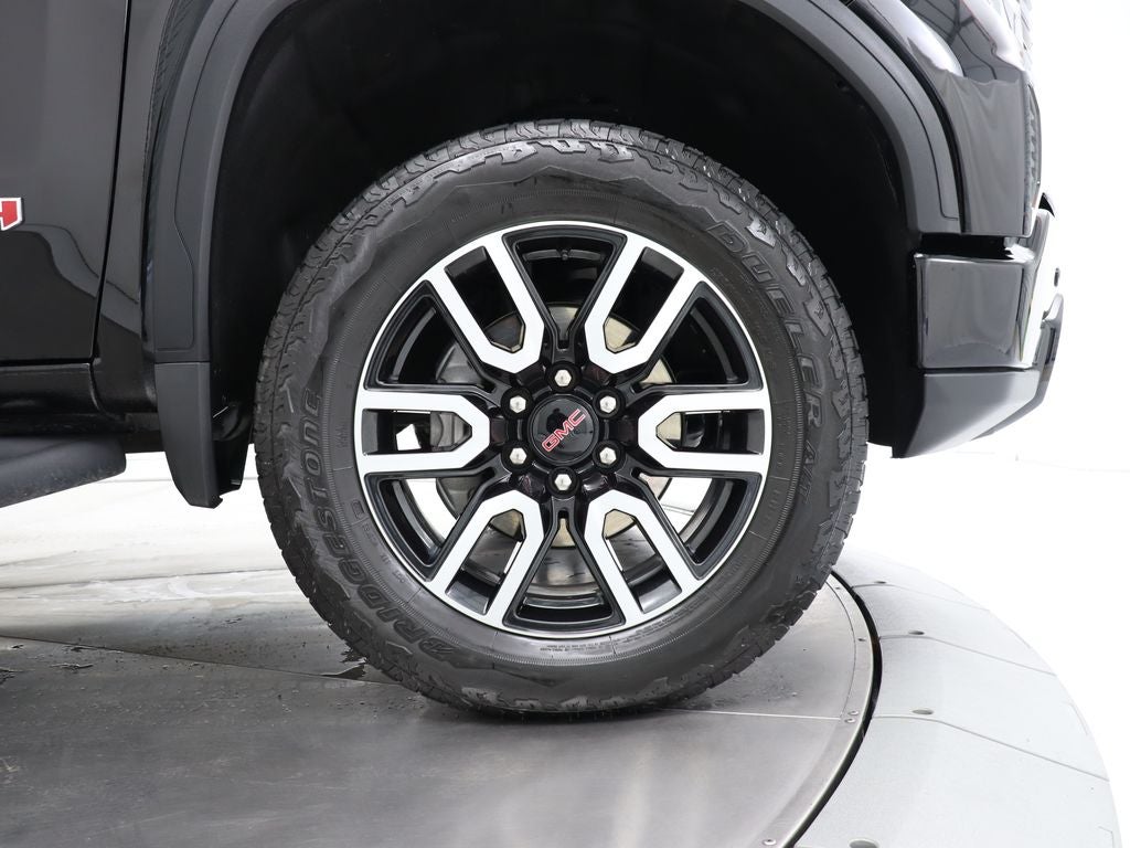 2025 GMC Sierra 1500 AT4 4WD Navigation