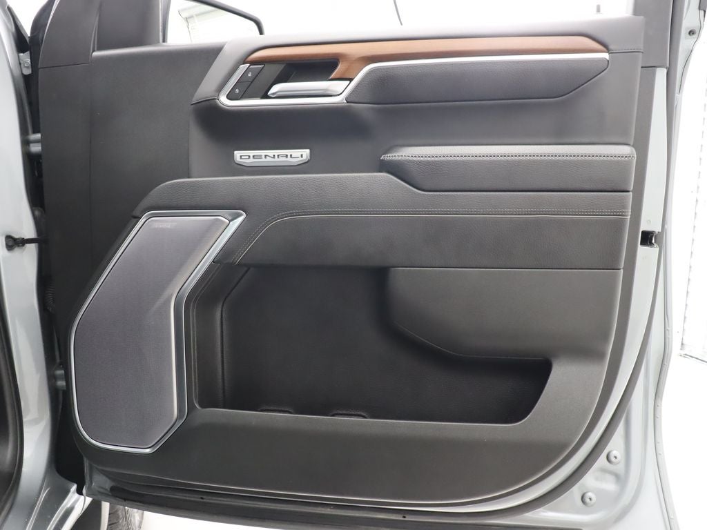 2023 GMC Sierra 1500 Denali 4WD Navigation