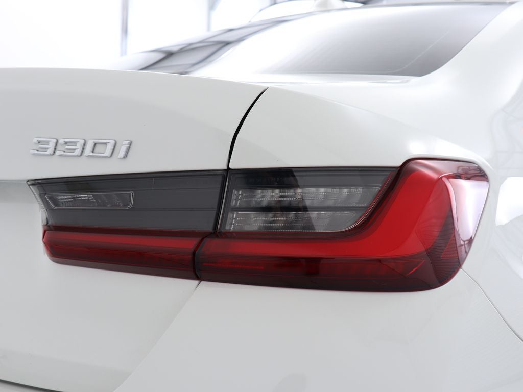 2023 BMW 3 Series 330i Navigation
