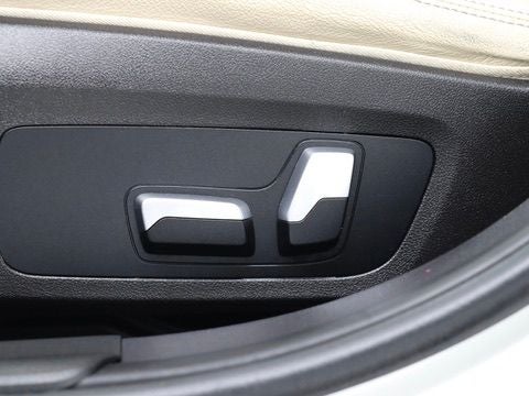 2023 BMW 3 Series 330i Navigation