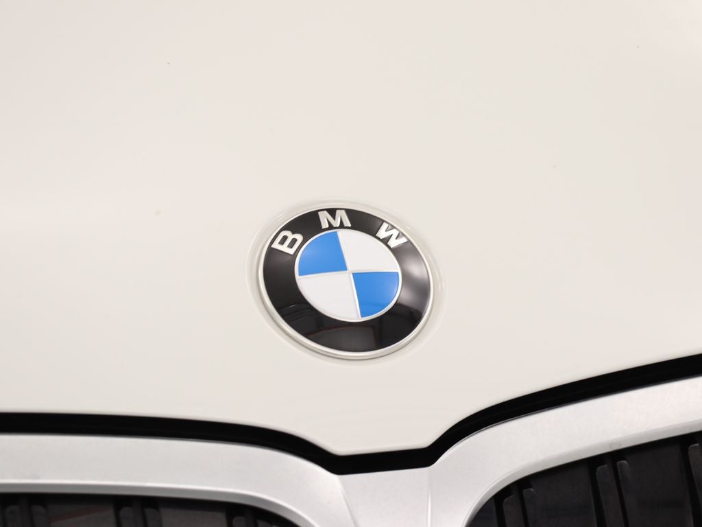 2023 BMW 3 Series 330i Navigation