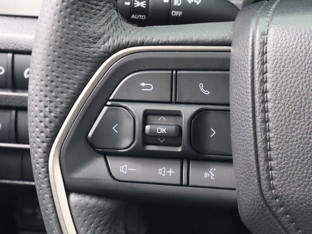 2025 Toyota Tacoma TRD Off-Road 4WD