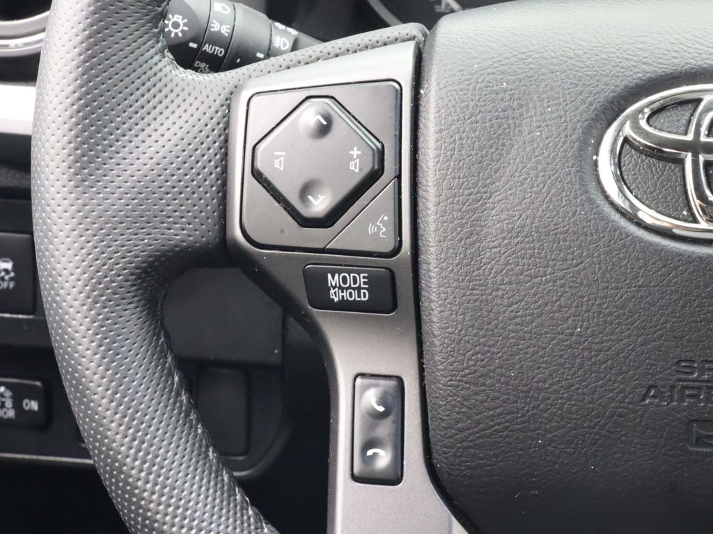 2022 Toyota Tacoma TRD Off-Road V6