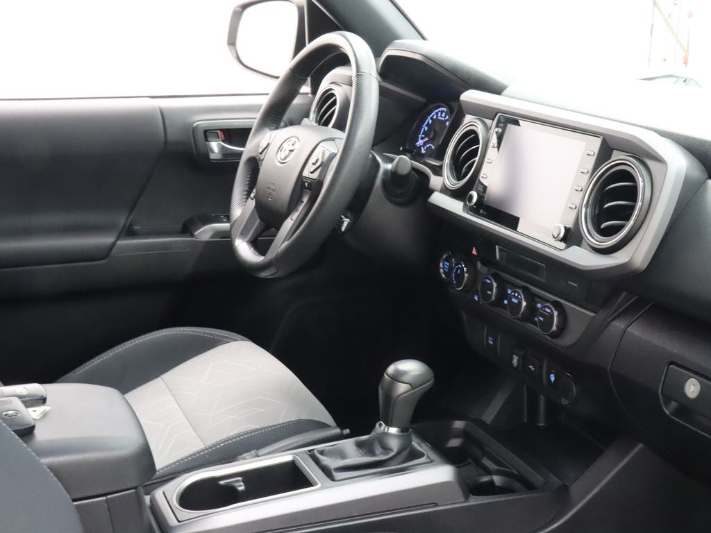 2022 Toyota Tacoma TRD Off-Road V6