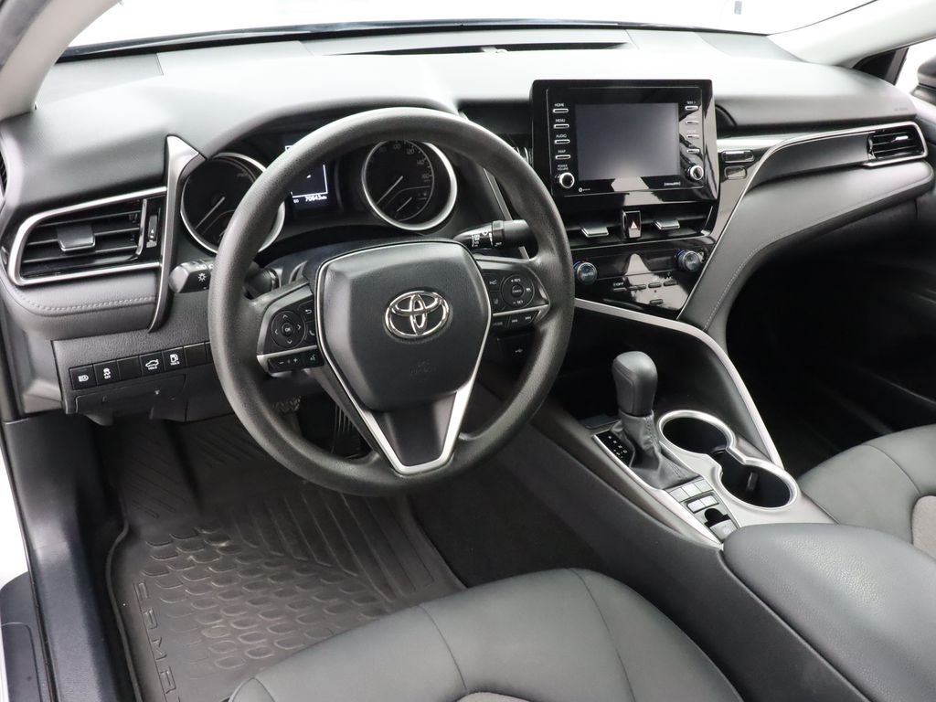 2023 Toyota Camry Hybrid LE