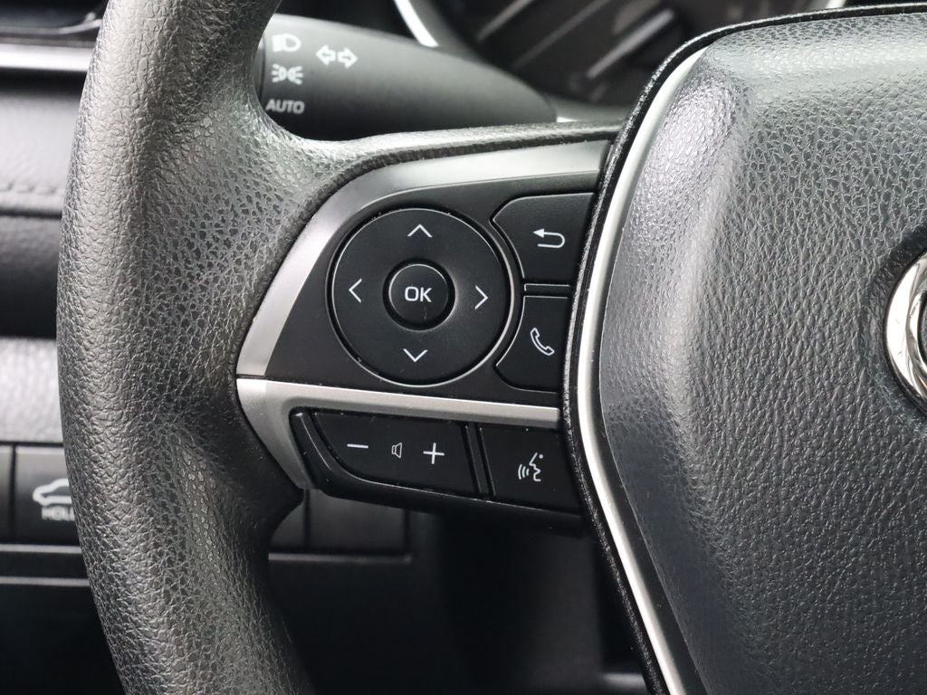 2023 Toyota Camry Hybrid LE