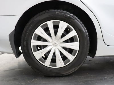 2023 Toyota Camry Hybrid LE
