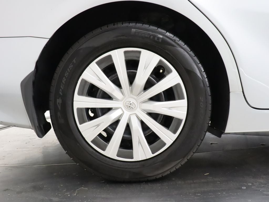 2023 Toyota Camry Hybrid LE