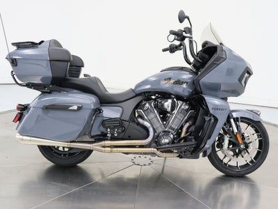 2023 Indian Pursuit Dark Horse