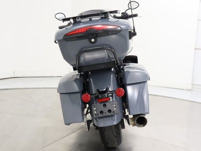 2023 Indian Pursuit Dark Horse