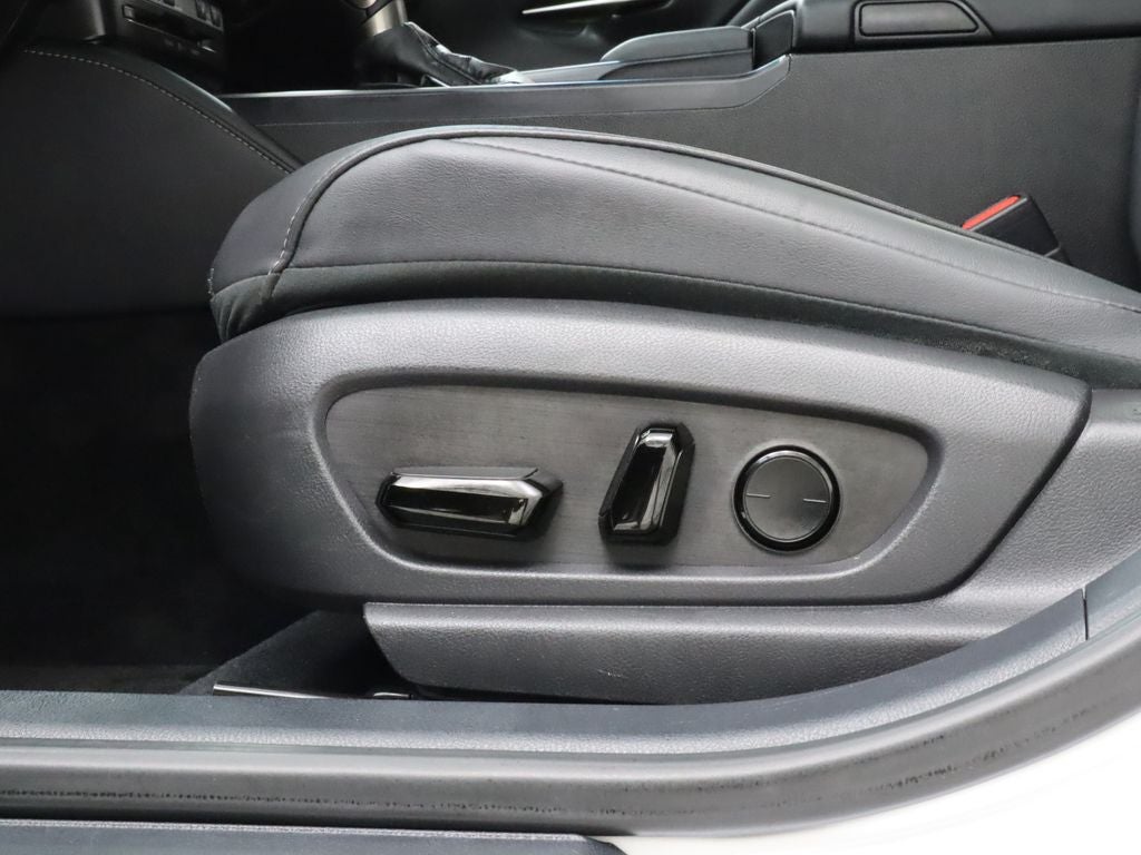 2022 Lexus ES 300h Premium Navigation