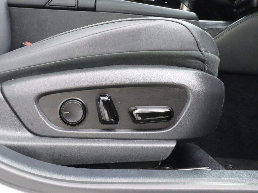 2022 Lexus ES 300h Premium Navigation