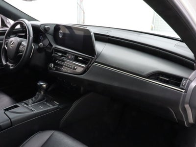 2022 Lexus ES 300h Premium Navigation