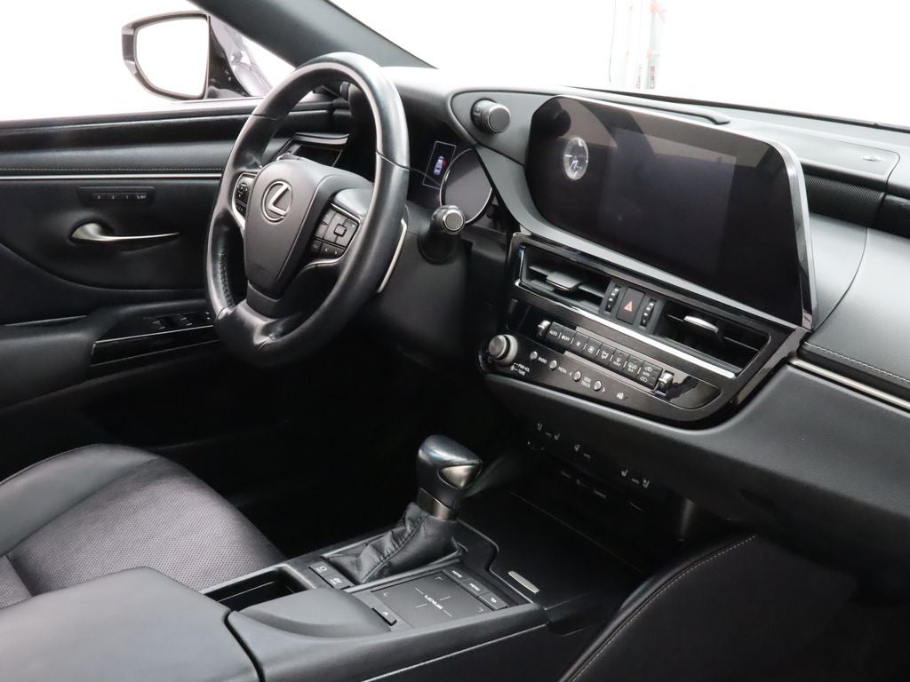2022 Lexus ES 300h Premium Navigation