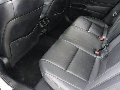 2022 Lexus ES 300h Premium Navigation