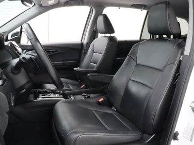 2022 Honda Pilot Touring AWD 8 Passenger