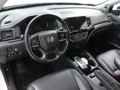 2022 Honda Pilot Touring AWD 8 Passenger
