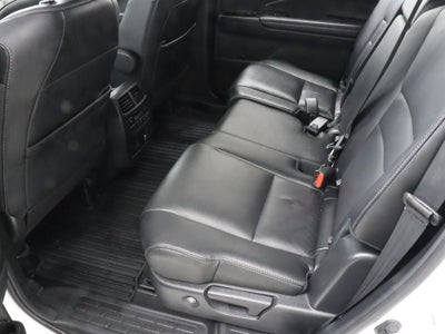 2022 Honda Pilot Touring AWD 8 Passenger