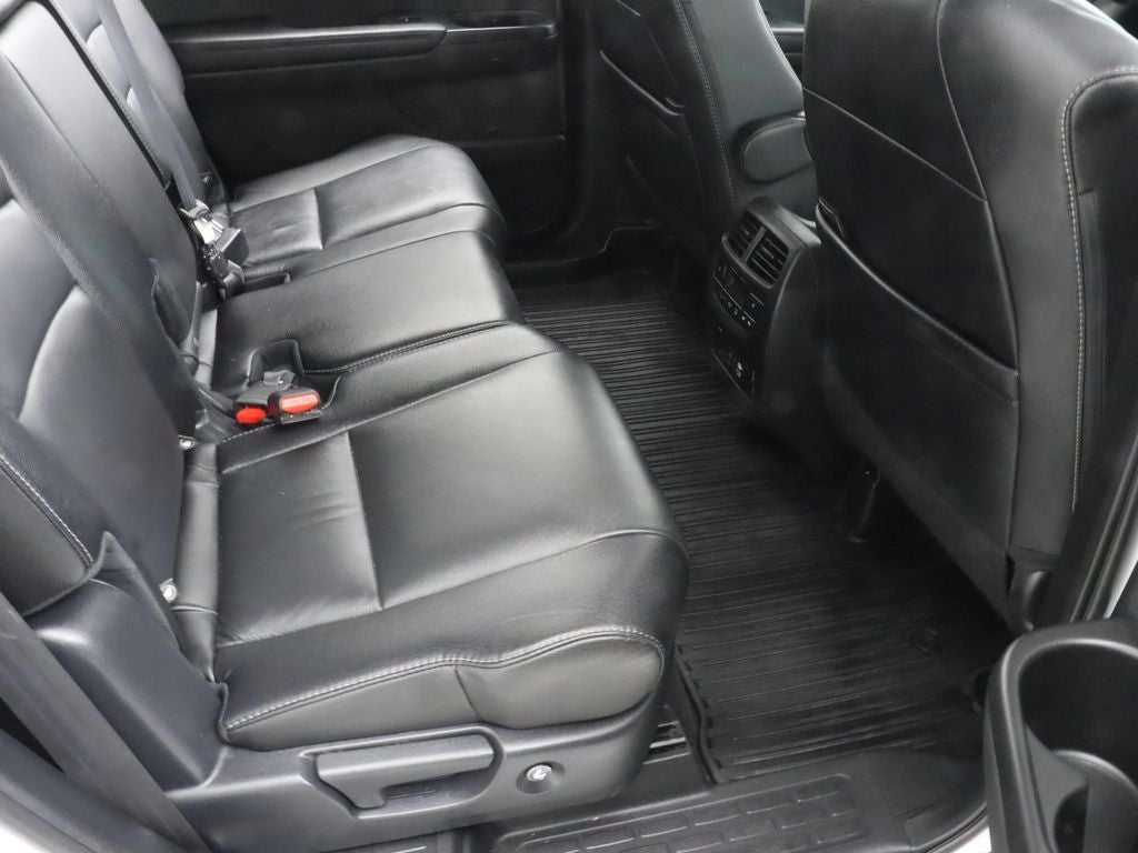 2022 Honda Pilot Touring AWD 8 Passenger