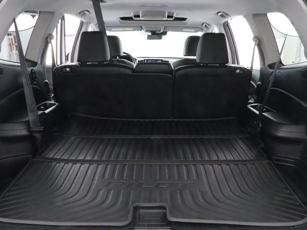 2022 Honda Pilot Touring AWD 8 Passenger