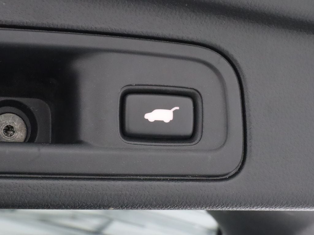 2022 Honda Pilot Touring AWD 8 Passenger