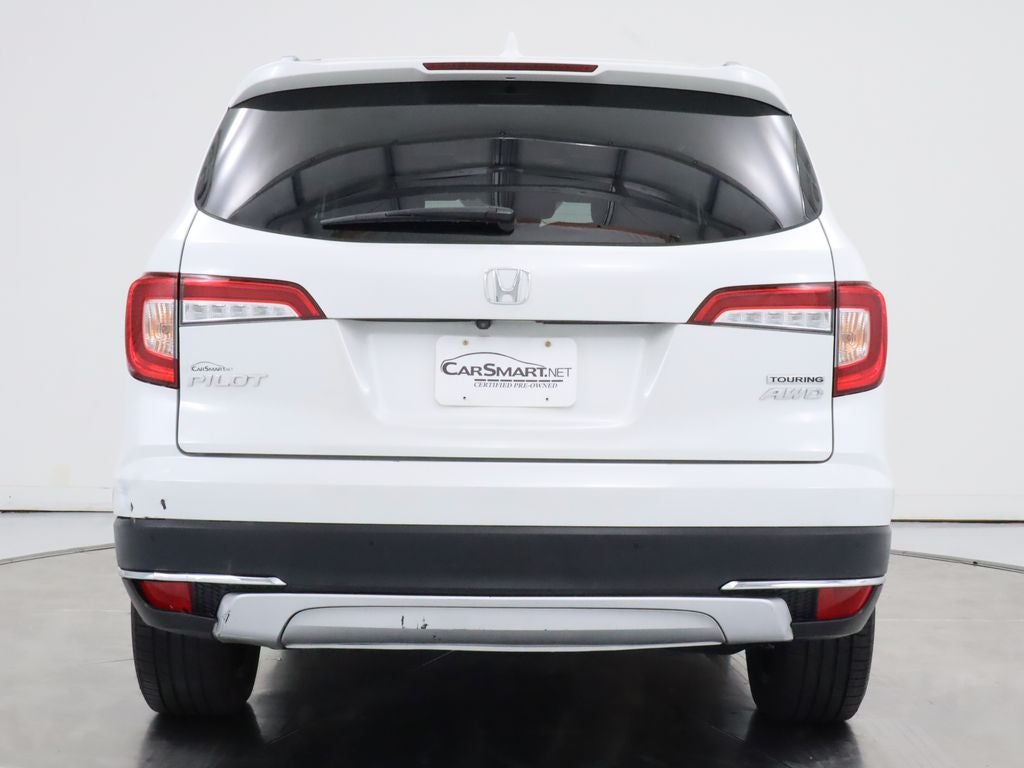 2022 Honda Pilot Touring AWD 8 Passenger