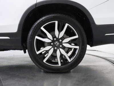2022 Honda Pilot Touring AWD 8 Passenger