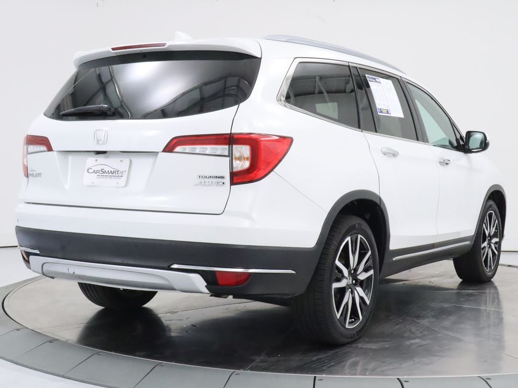 2022 Honda Pilot Touring AWD 8 Passenger
