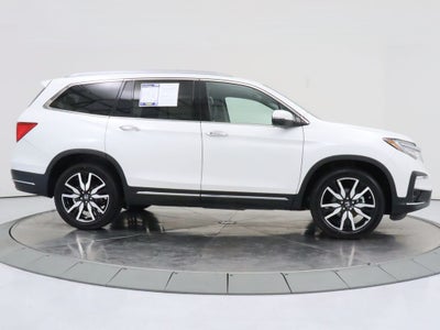 2022 Honda Pilot Touring AWD 8 Passenger