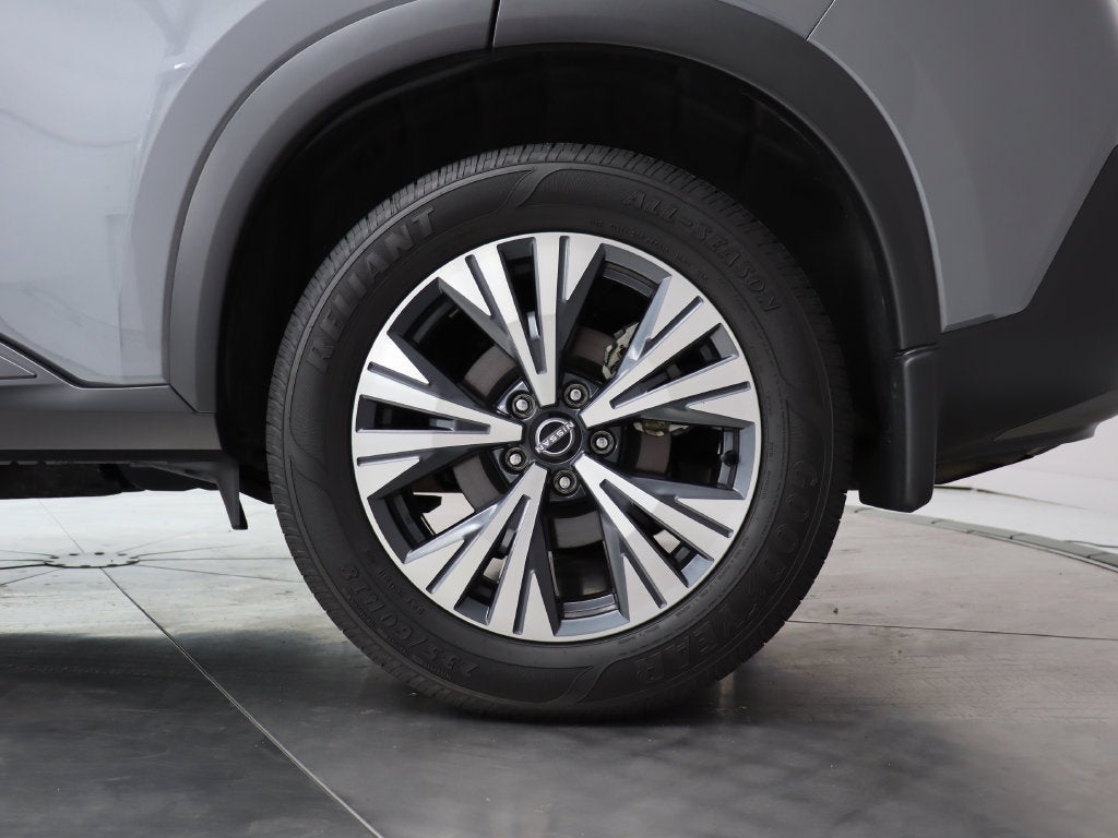 2022 Nissan Rogue SV AWD