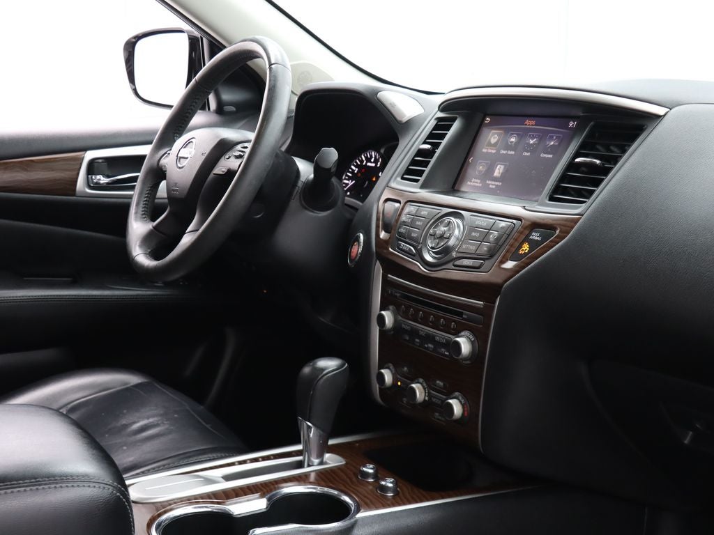 2017 Nissan Pathfinder Platinum