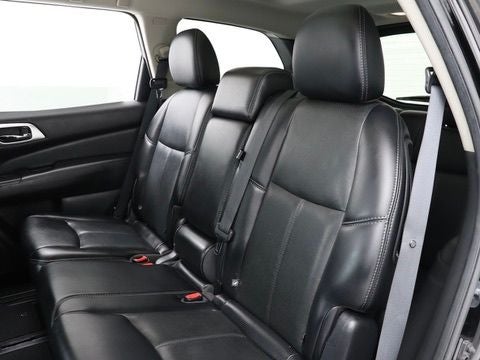 2017 Nissan Pathfinder Platinum