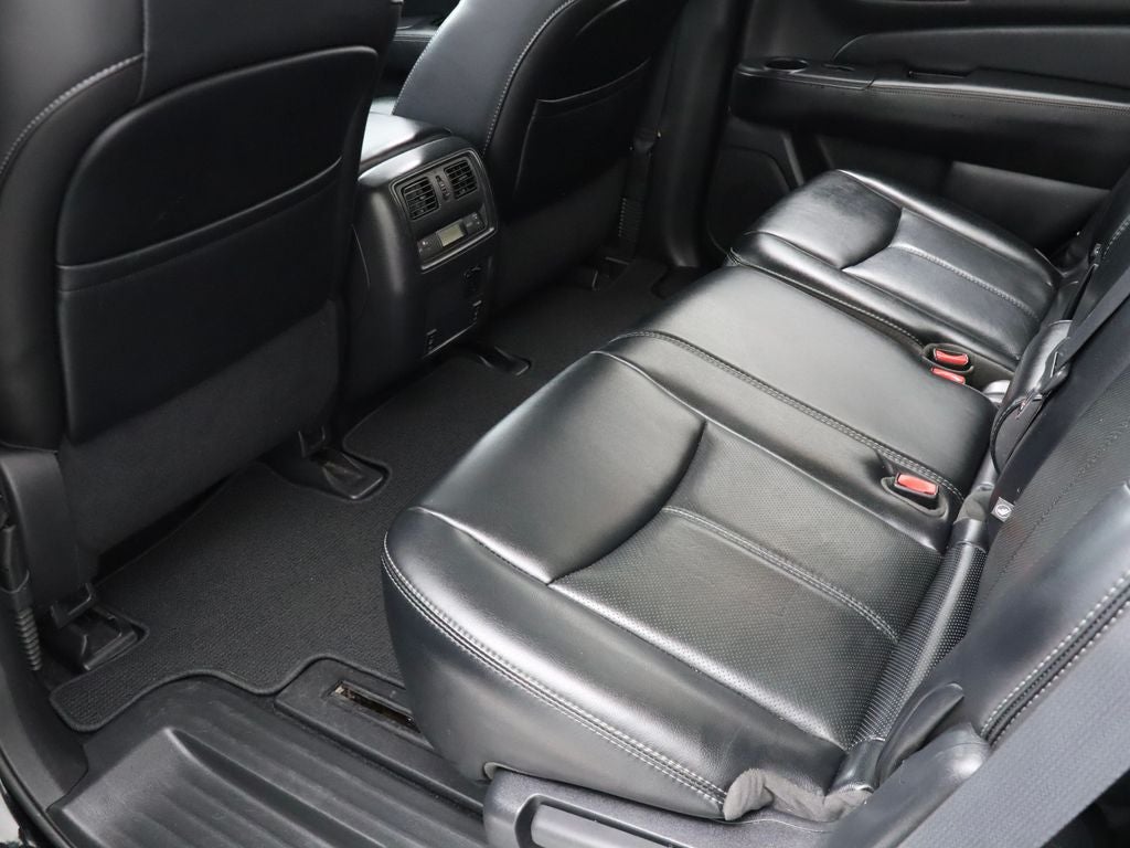 2017 Nissan Pathfinder Platinum