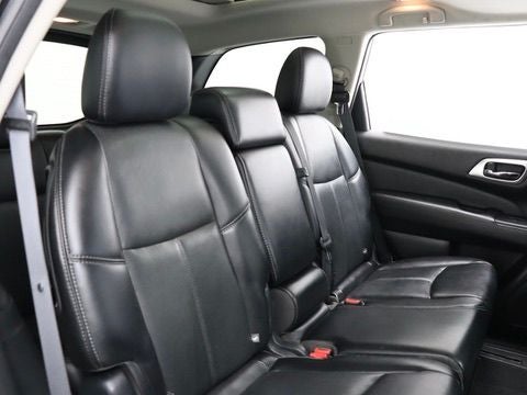 2017 Nissan Pathfinder Platinum