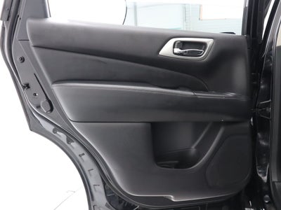 2017 Nissan Pathfinder Platinum