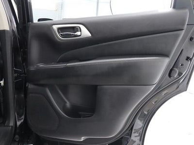 2017 Nissan Pathfinder Platinum