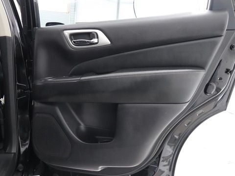 2017 Nissan Pathfinder Platinum