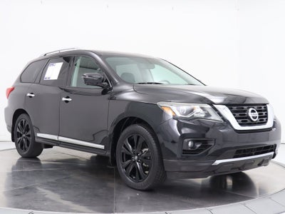 2017 Nissan Pathfinder Platinum