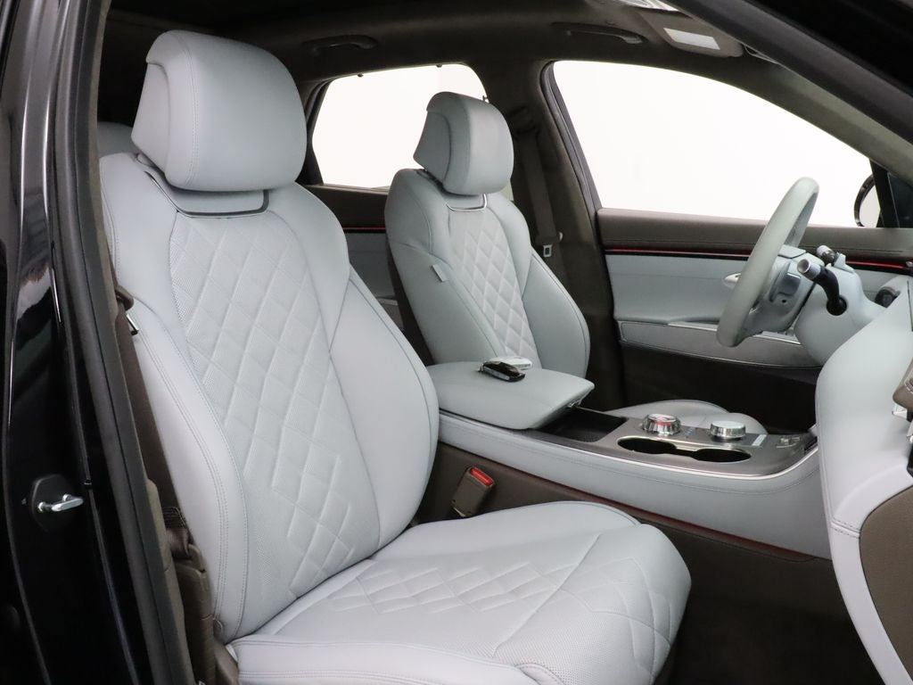2026 Genesis Electrified GV70 Prestige AWD Navigation